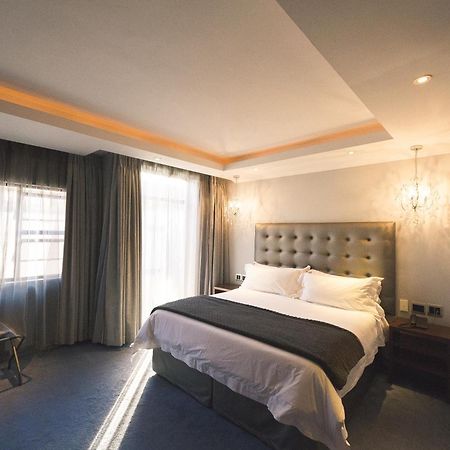 Blue Diamond Boutique Hotel Претория Экстерьер фото