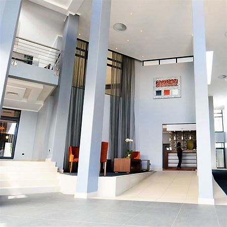 Blue Diamond Boutique Hotel Претория Экстерьер фото