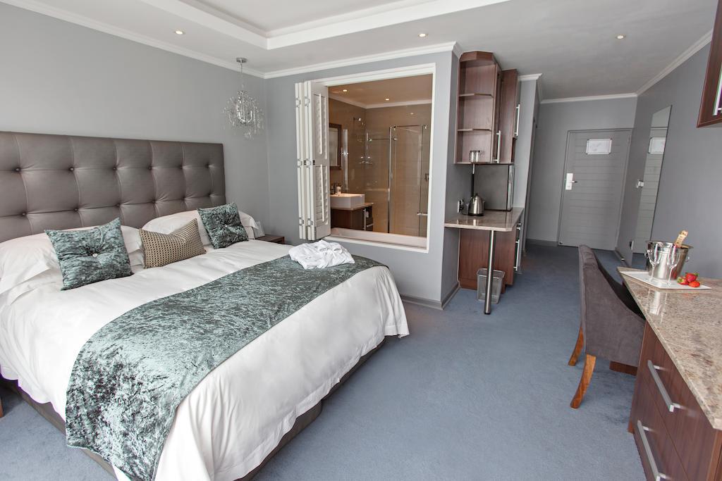 Blue Diamond Boutique Hotel Претория Экстерьер фото