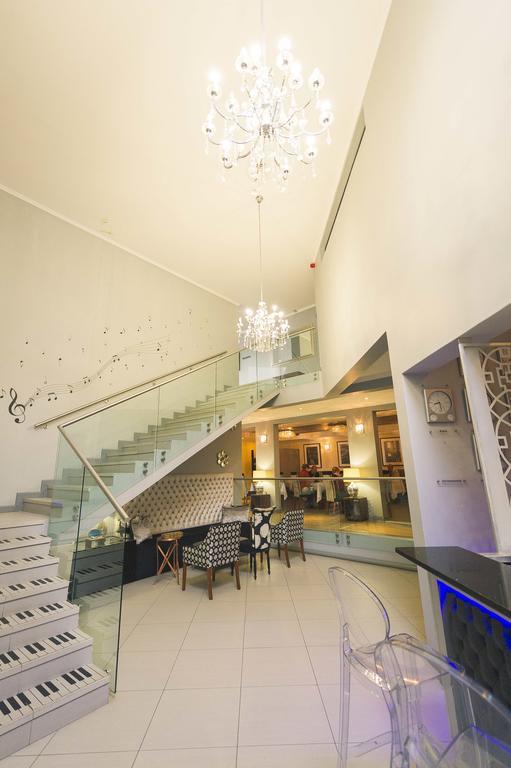 Blue Diamond Boutique Hotel Претория Экстерьер фото