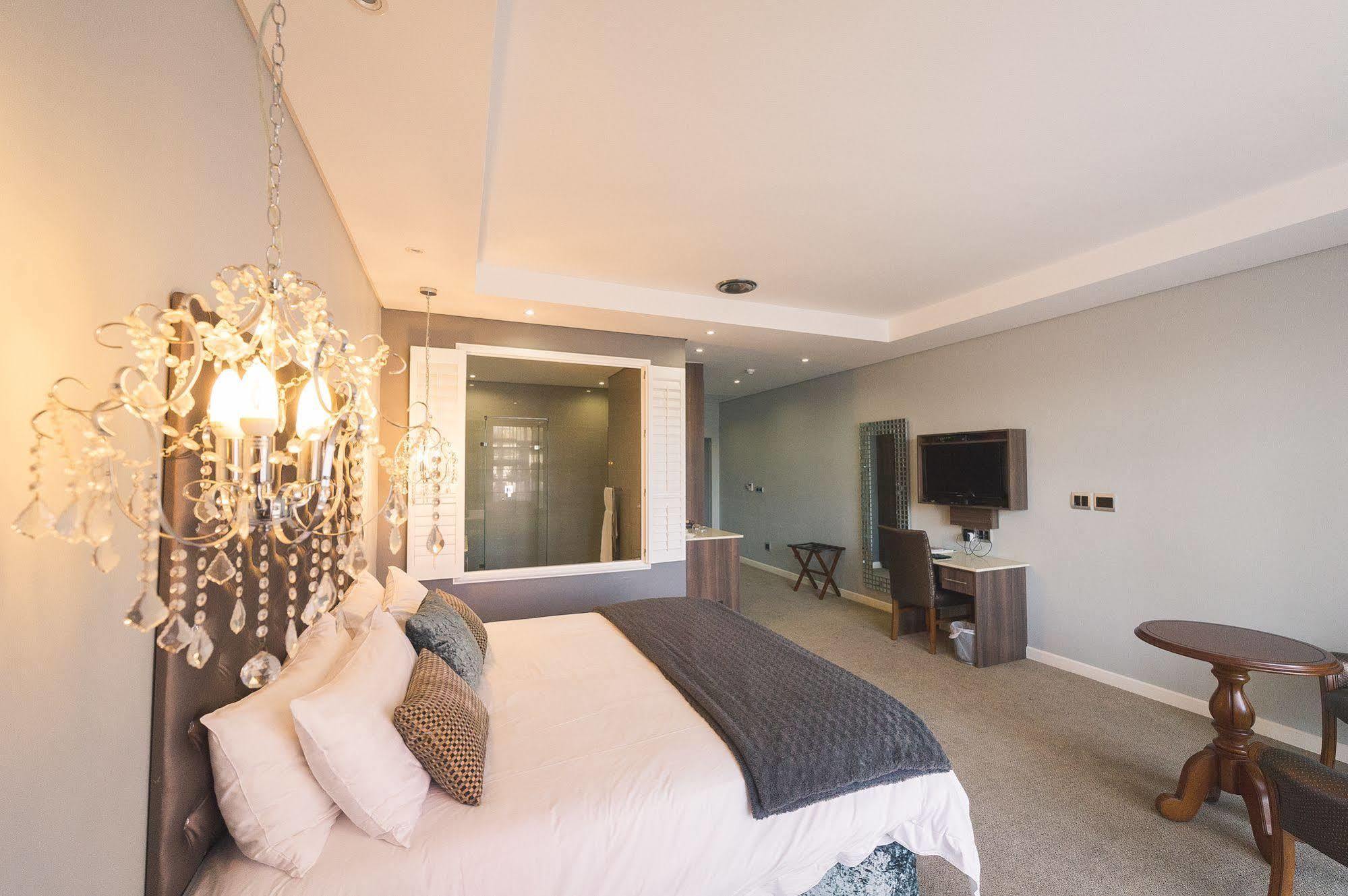 Blue Diamond Boutique Hotel Претория Экстерьер фото