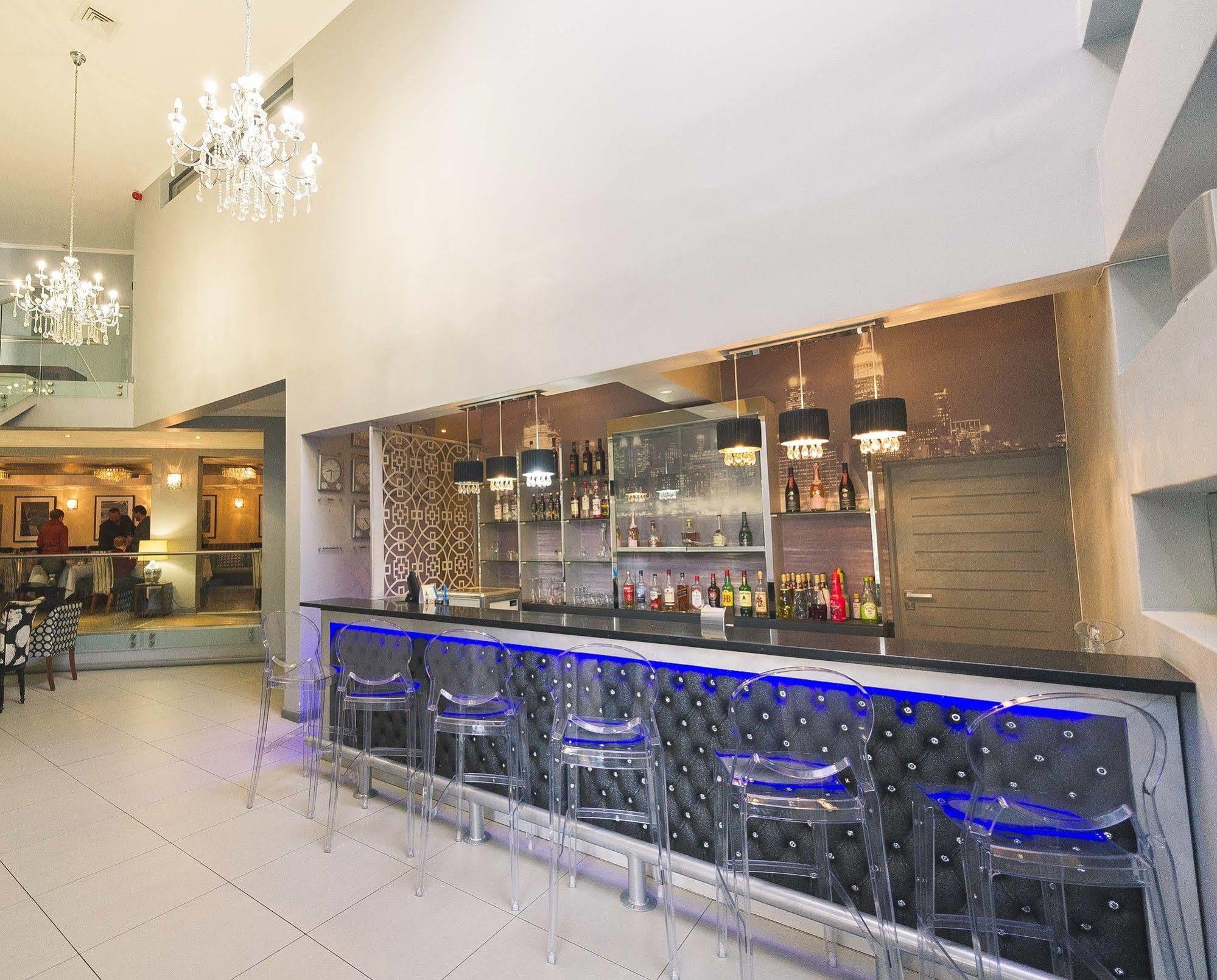 Blue Diamond Boutique Hotel Претория Экстерьер фото